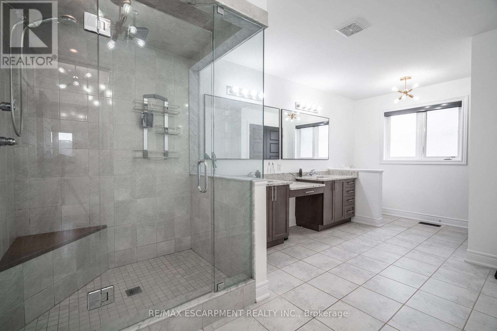 4126 Prokich Court, Lincoln, Ontario  L3J 0M1 - Photo 17 - X12760154