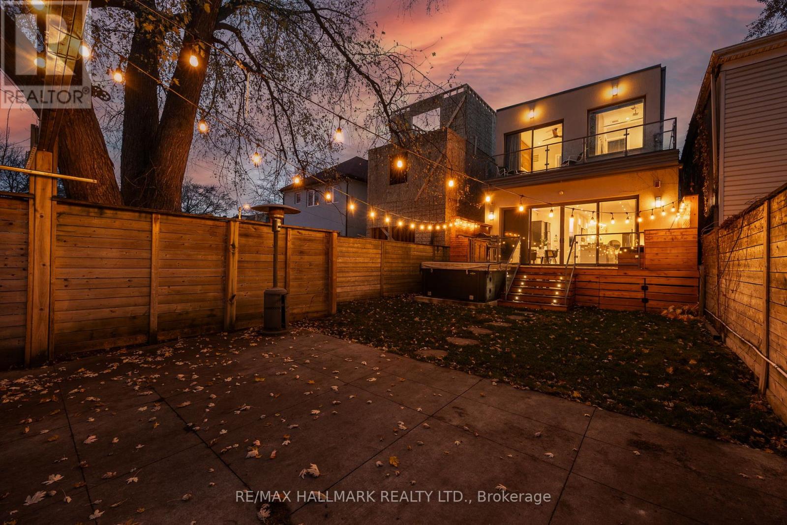 1549 Dundas Street E, Toronto, Ontario  M4L 1K6 - Photo 46 - E12755822