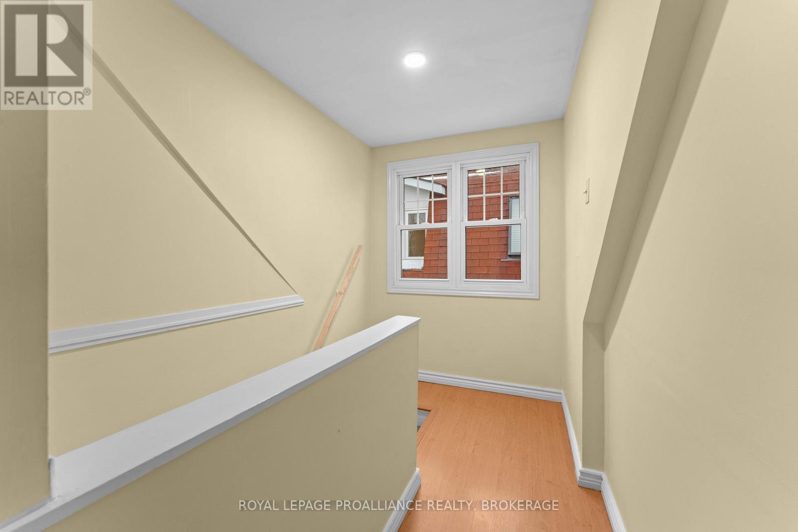 29 Livingston Avenue, Kingston, Ontario  K7L 4L1 - Photo 35 - X12755736