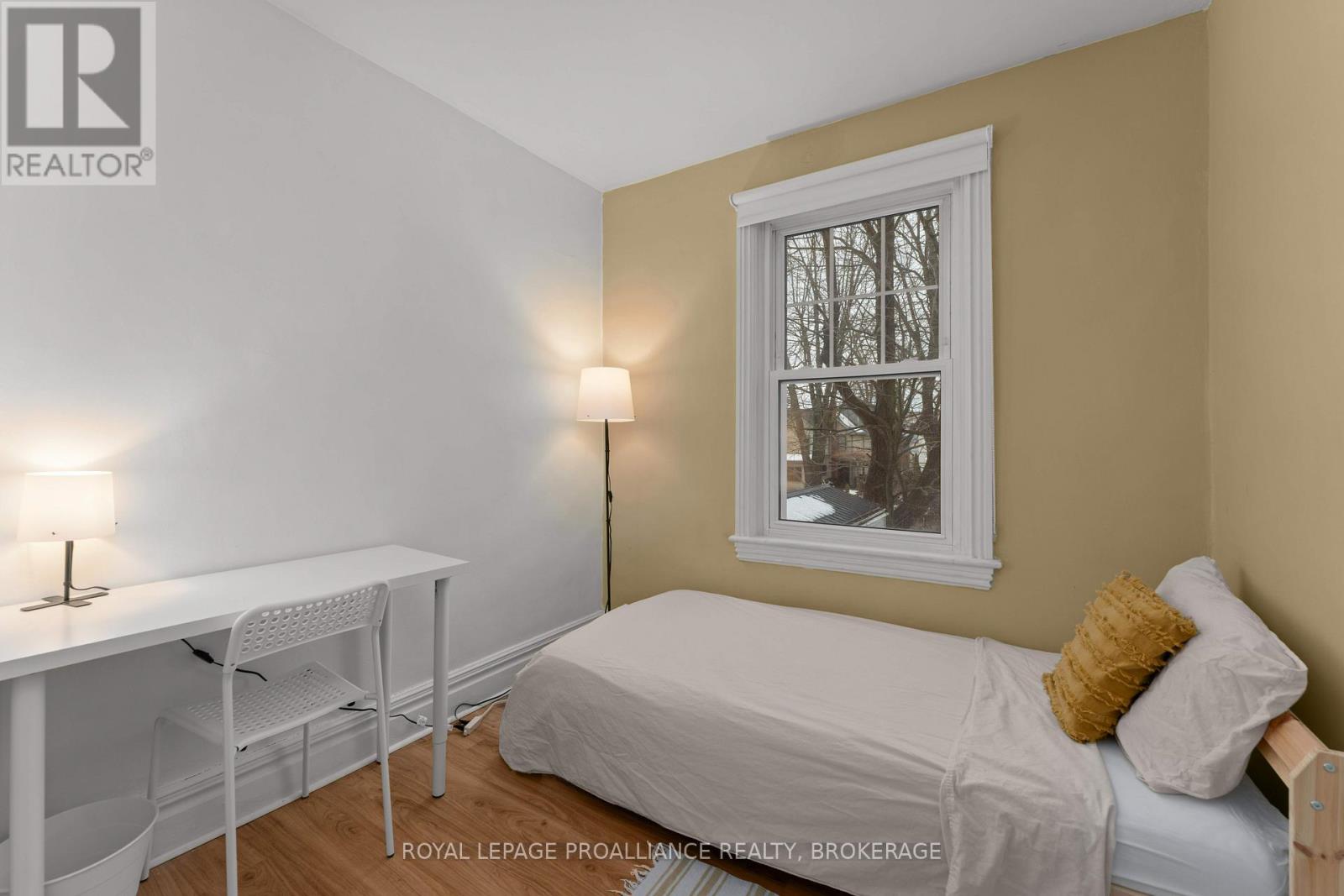 29 Livingston Avenue, Kingston, Ontario  K7L 4L1 - Photo 30 - X12755736