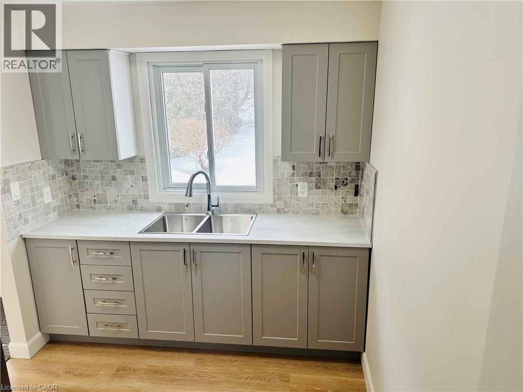 83 Elm Street, Simcoe, Ontario  N3Y 3B7 - Photo 8 - 40802863