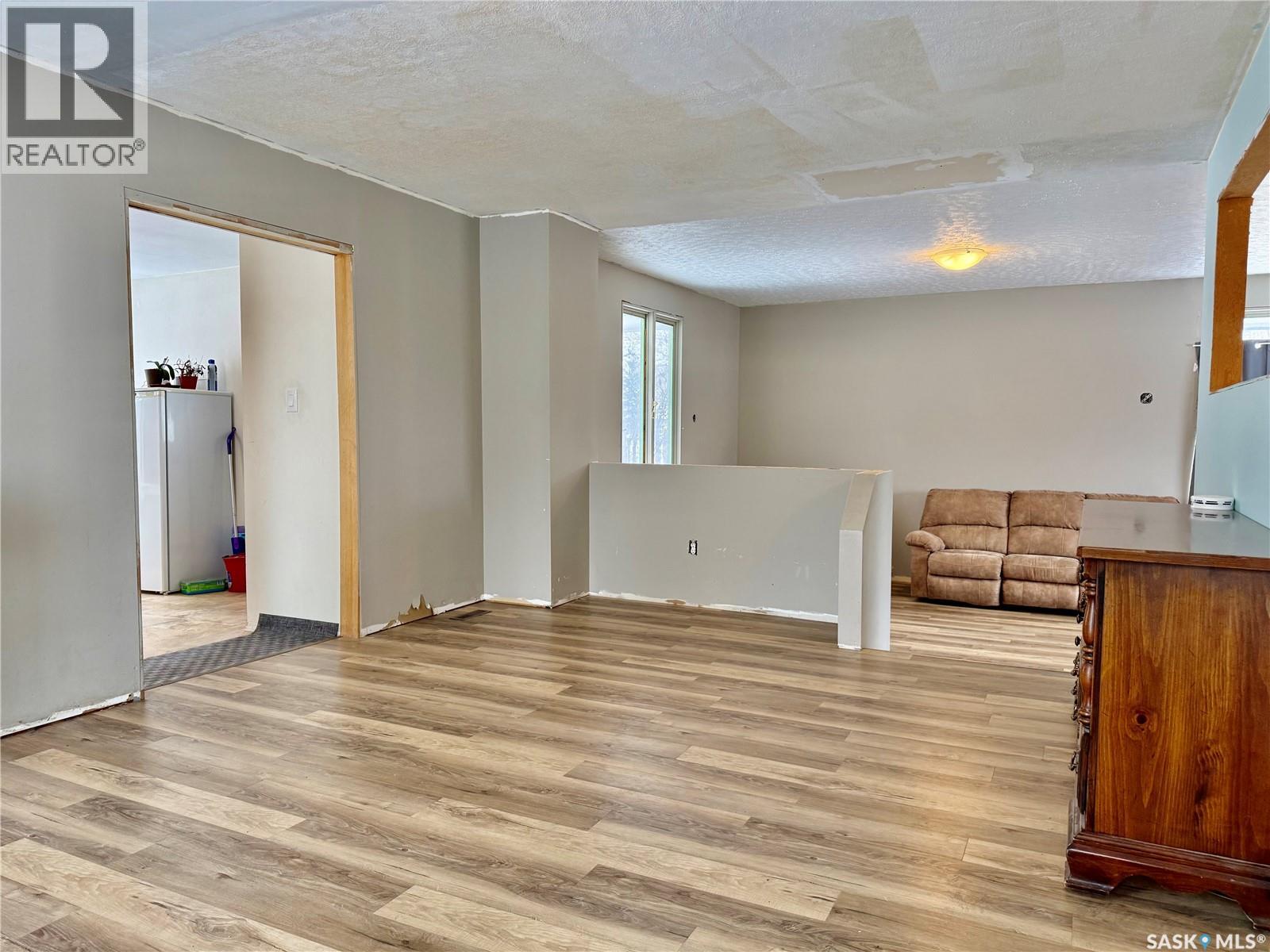 15 Willow Place, Lanigan, Saskatchewan  S0K 2M0 - Photo 11 - SK027827