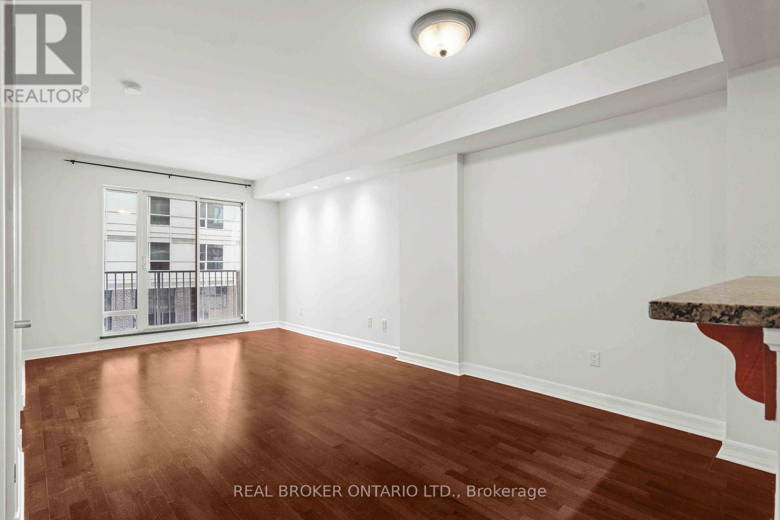 308 - 200 Besserer Street, Ottawa, Ontario  K1N 0A7 - Photo 12 - X12760172