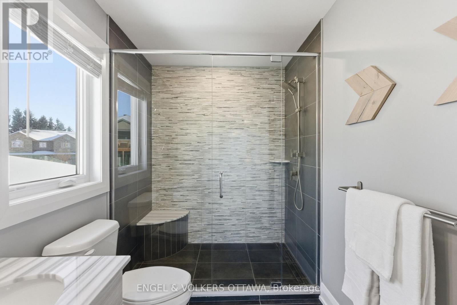 640 Meadowridge Circle, Ottawa, Ontario  K0A 1L0 - Photo 27 - X12760176