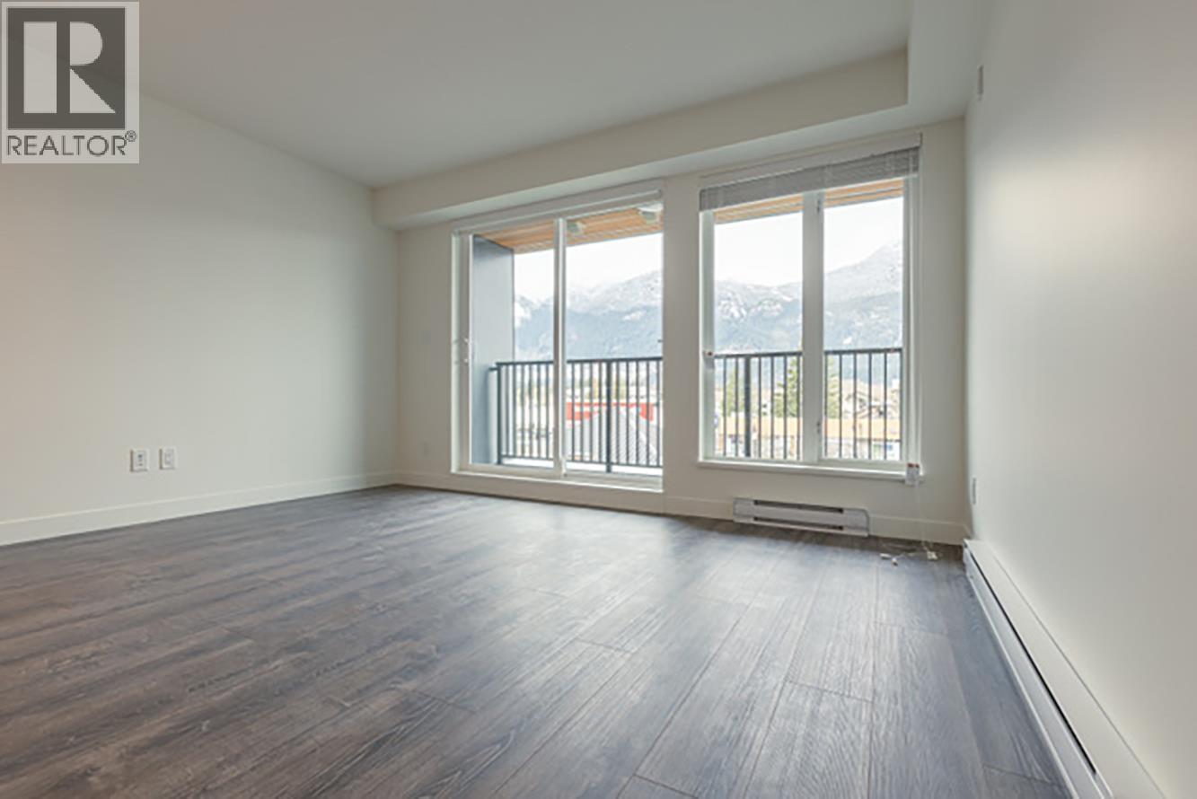 207 1365 Pemberton Avenue, Squamish, British Columbia  V8B 1B7 - Photo 12 - R3086887
