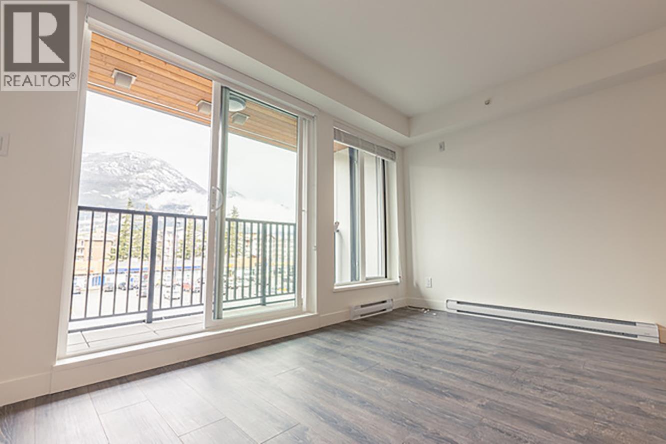 207 1365 Pemberton Avenue, Squamish, British Columbia  V8B 1B7 - Photo 13 - R3086887