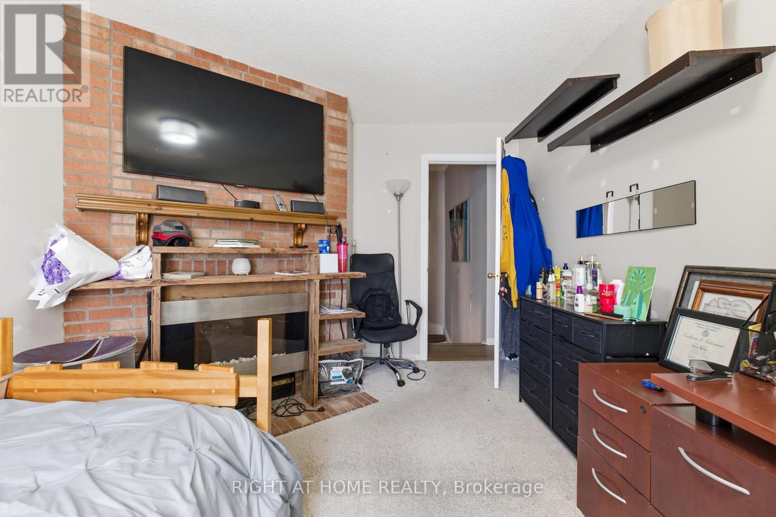 2225 Wildwood Crescent N, Pickering, Ontario  L1X 2R6 - Photo 22 - E12760186