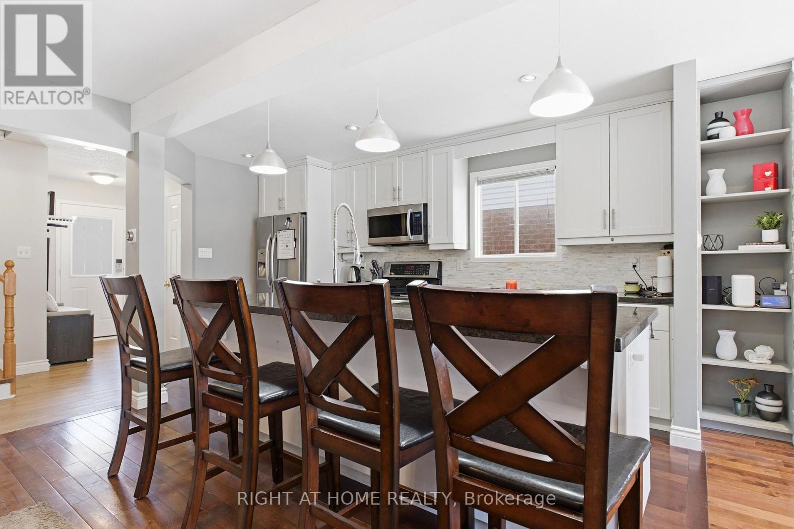 2225 Wildwood Crescent N, Pickering, Ontario  L1X 2R6 - Photo 7 - E12760186