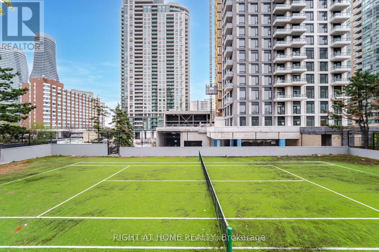 1504 - 265 Enfield Place, Mississauga, Ontario  L5B 3Y7 - Photo 48 - W12740460