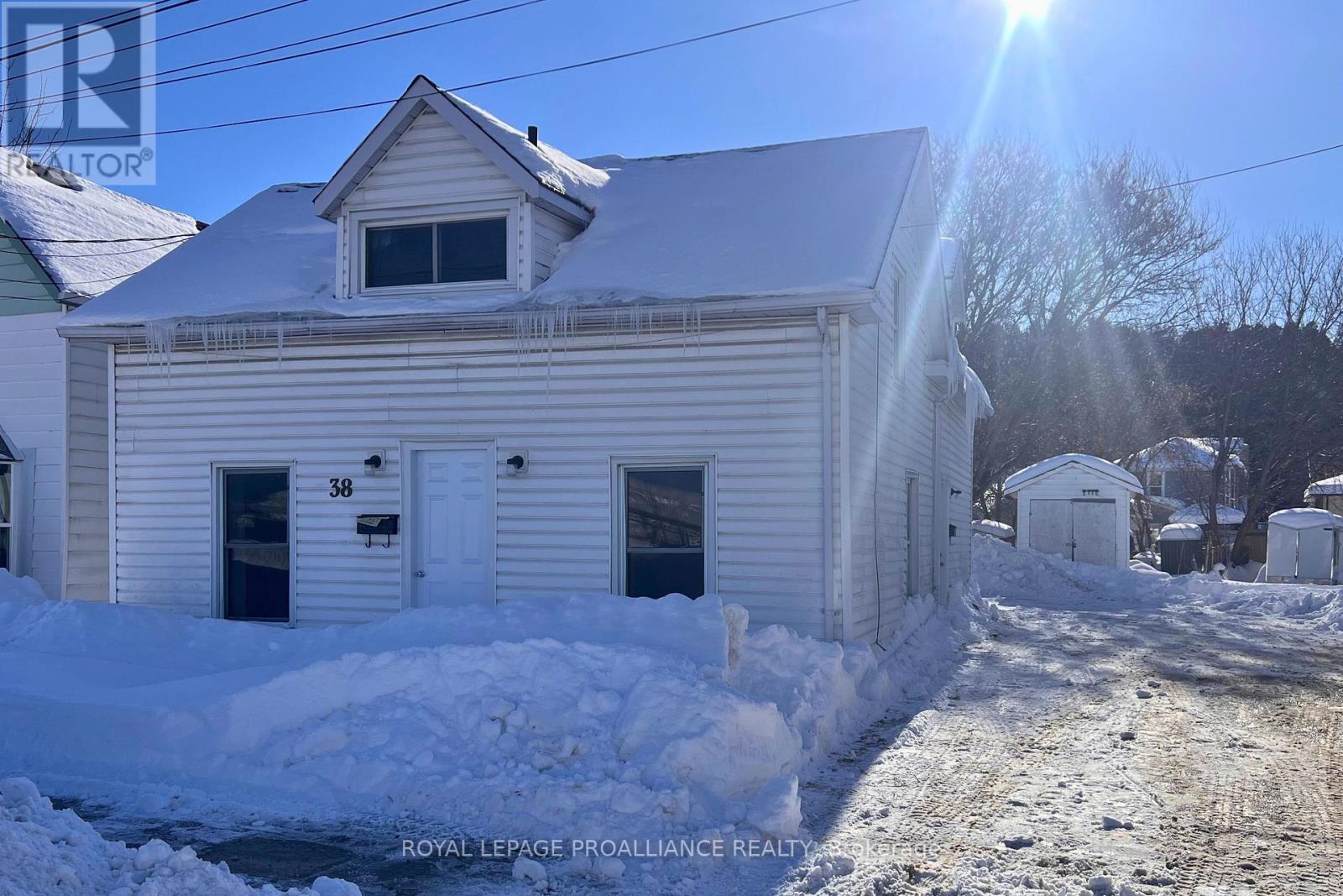 38 STANLEY STREET, quinte west (trenton ward), Ontario