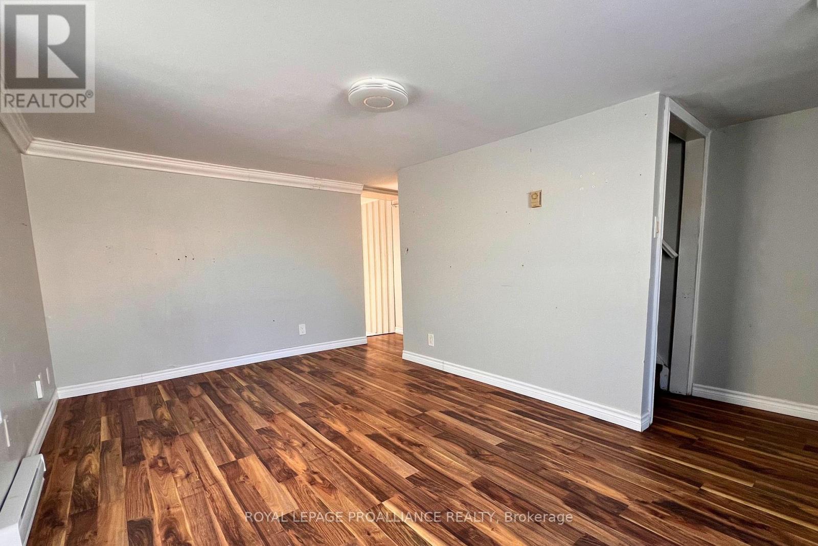 38 Stanley Street, Quinte West (Trenton Ward), Ontario  K8V 4V2 - Photo 21 - X12759168