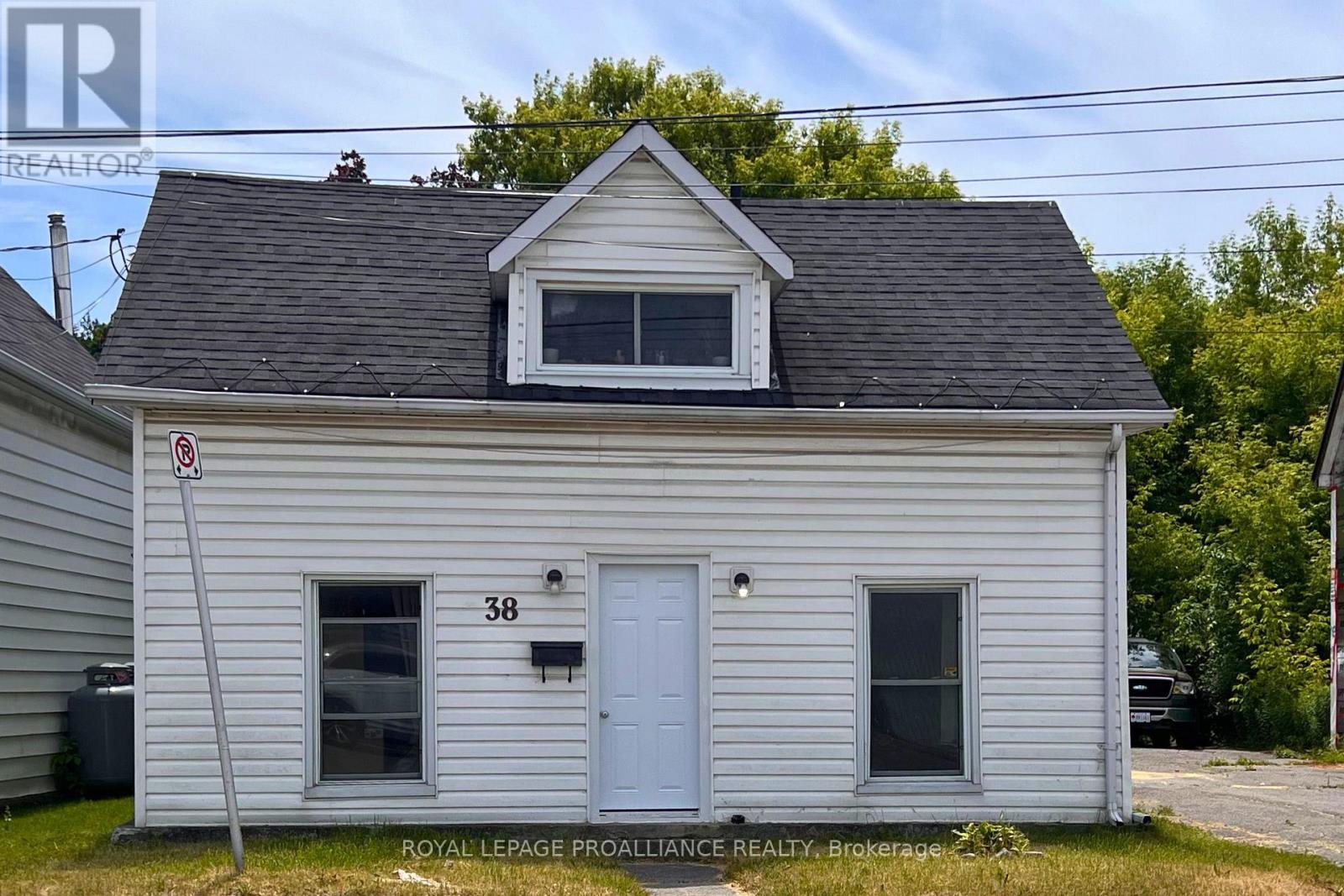 38 Stanley Street, Quinte West (Trenton Ward), Ontario  K8V 4V2 - Photo 27 - X12759168