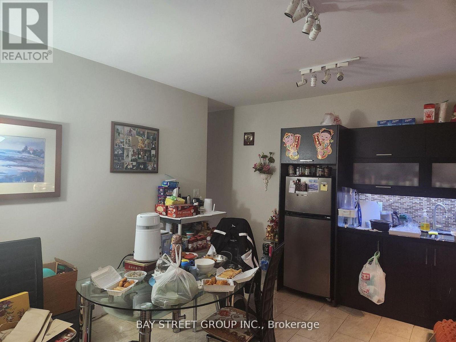 1266 Bloor Street W, Toronto, Ontario  M6H 1N8 - Photo 8 - W12760192