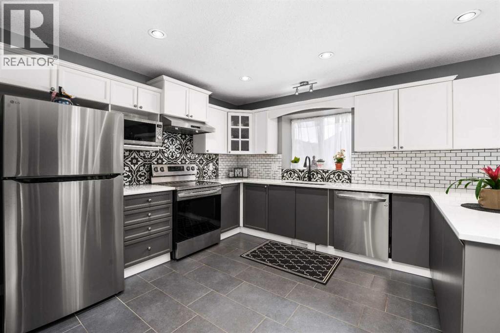 2034 Luxstone Boulevard Sw, Airdrie, Alberta  T4B 0A4 - Photo 12 - A2279633