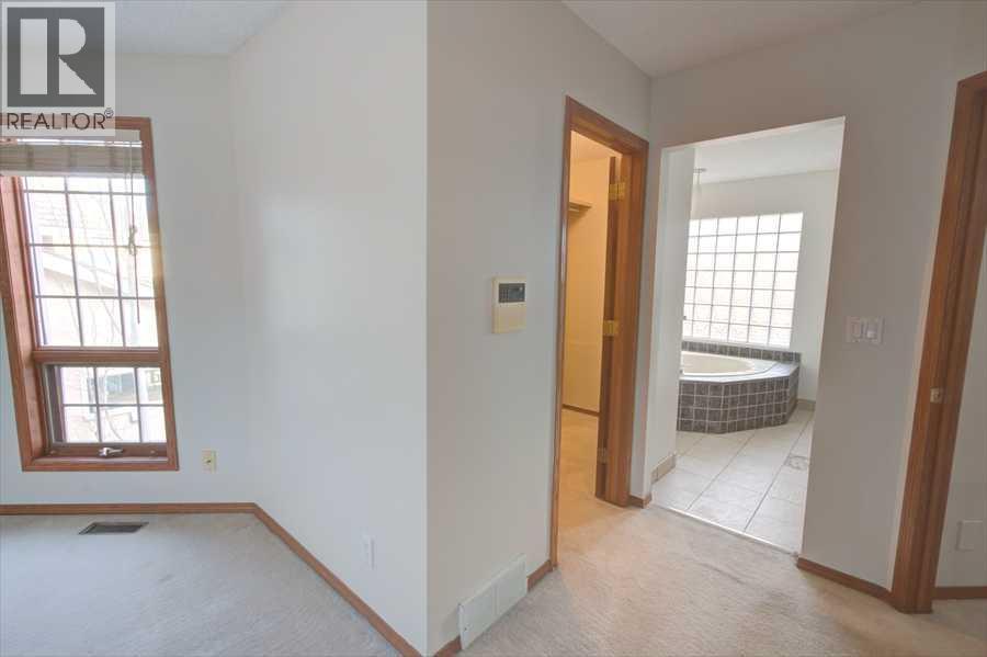 6967 Christie Estate Boulevard Sw, Calgary, Alberta  T3H 2S5 - Photo 32 - A2271410