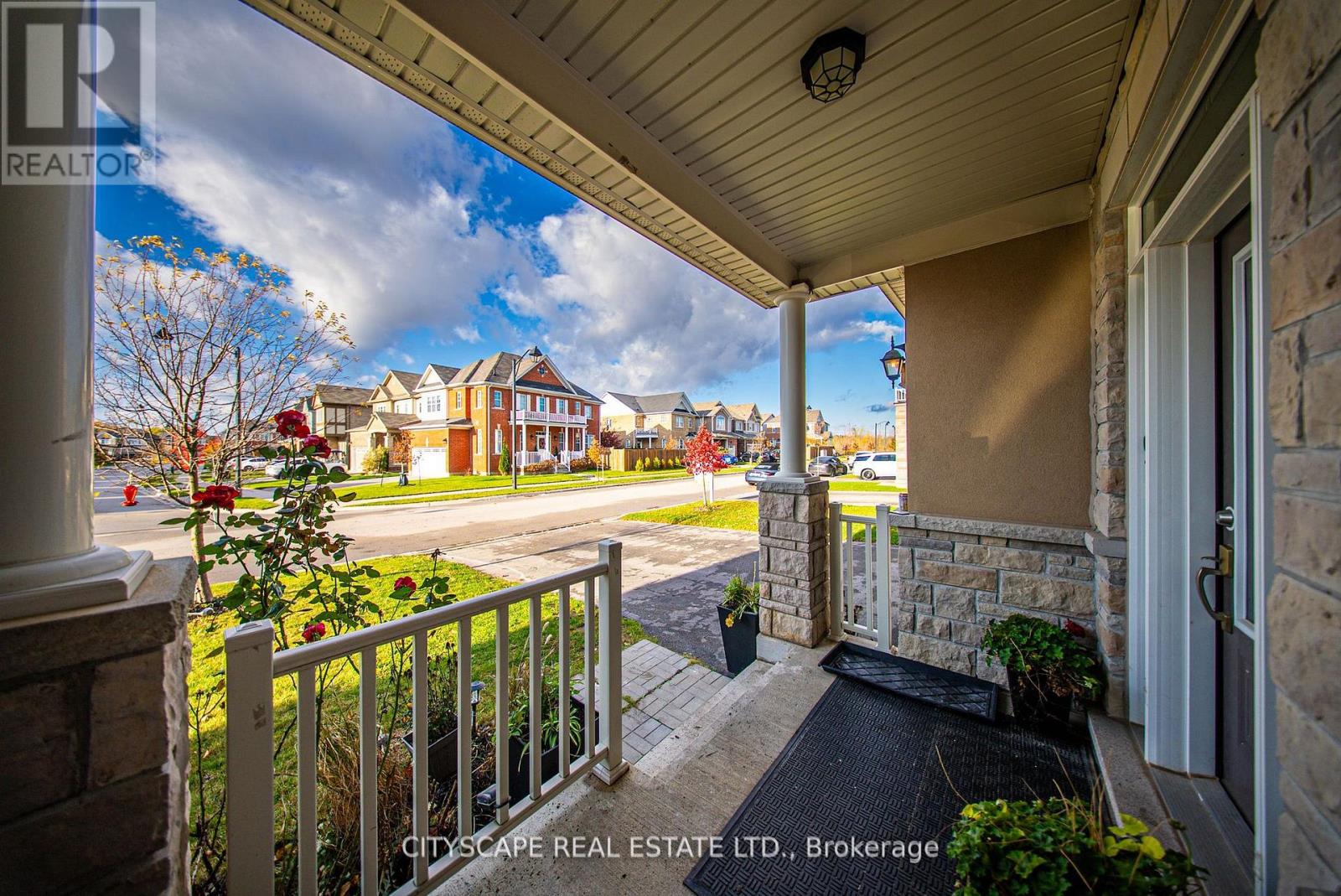 28 Celano Drive, Hamilton, Ontario  L8B 1V3 - Photo 5 - X12760170