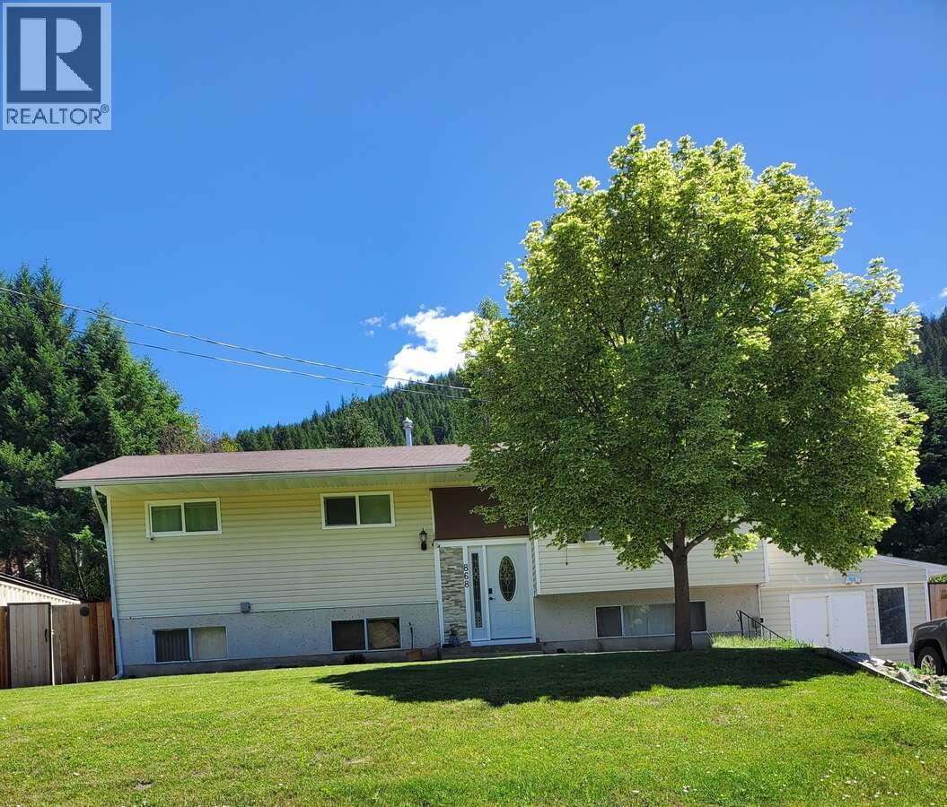 868 North Kimberley Avenue, Greenwood, British Columbia