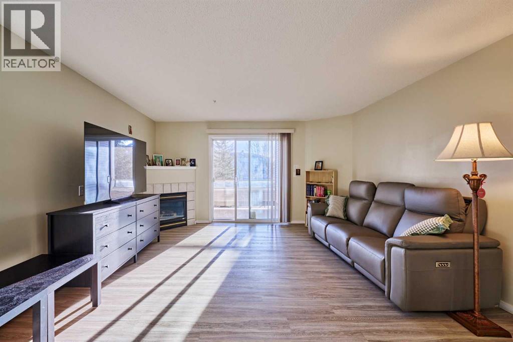 208, 4000 Somervale Court Sw, Calgary, Alberta  T2Y 4J3 - Photo 18 - A2280987