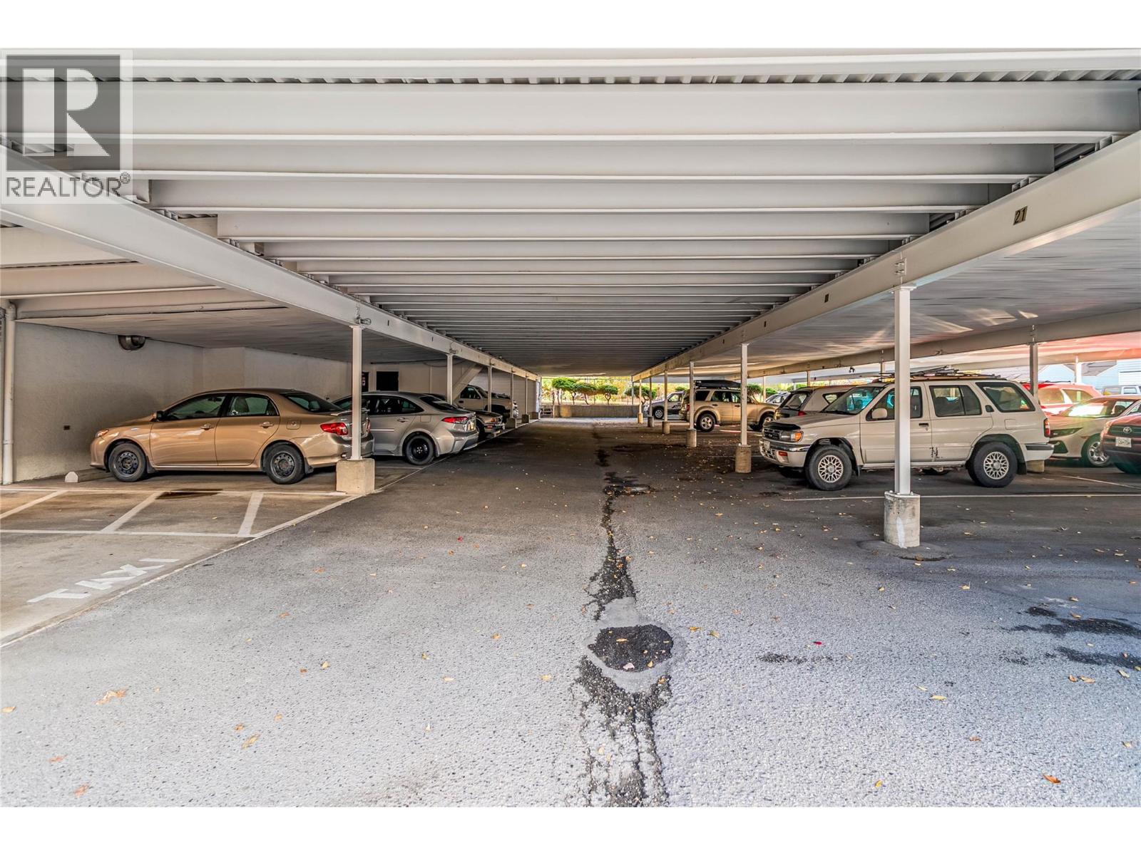 1915 Pacific Court Unit# 407, Kelowna, British Columbia  V1Y 8B3 - Photo 32 - 10366241