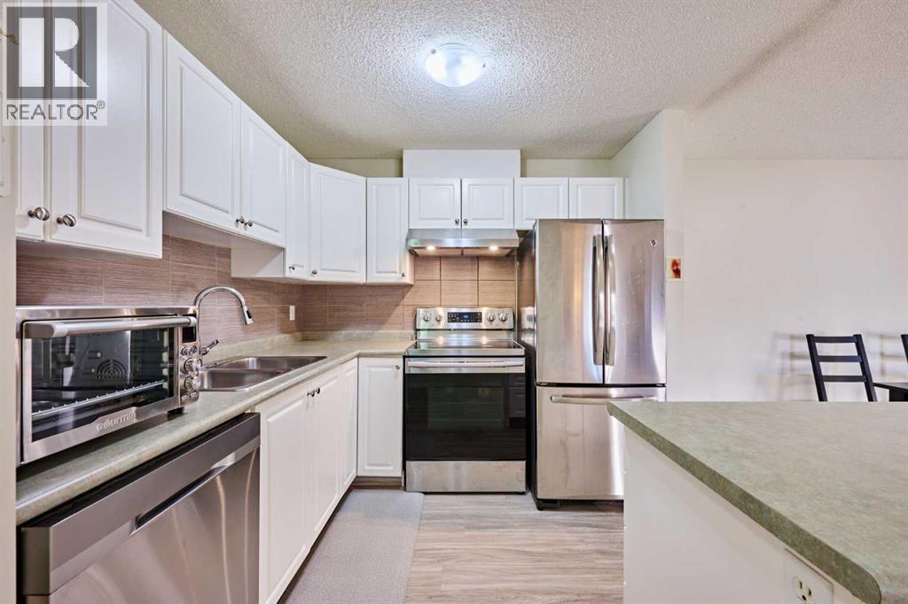 208, 4000 Somervale Court Sw, Calgary, Alberta  T2Y 4J3 - Photo 12 - A2280987