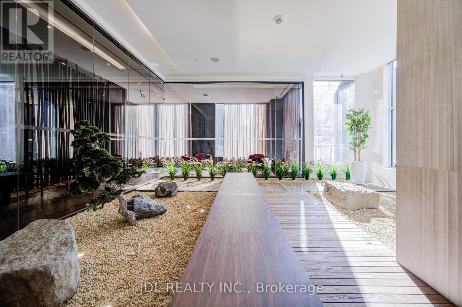 4805 - 11 Yorkville Avenue, Toronto, Ontario  M4W 1L2 - Photo 14 - C12760194