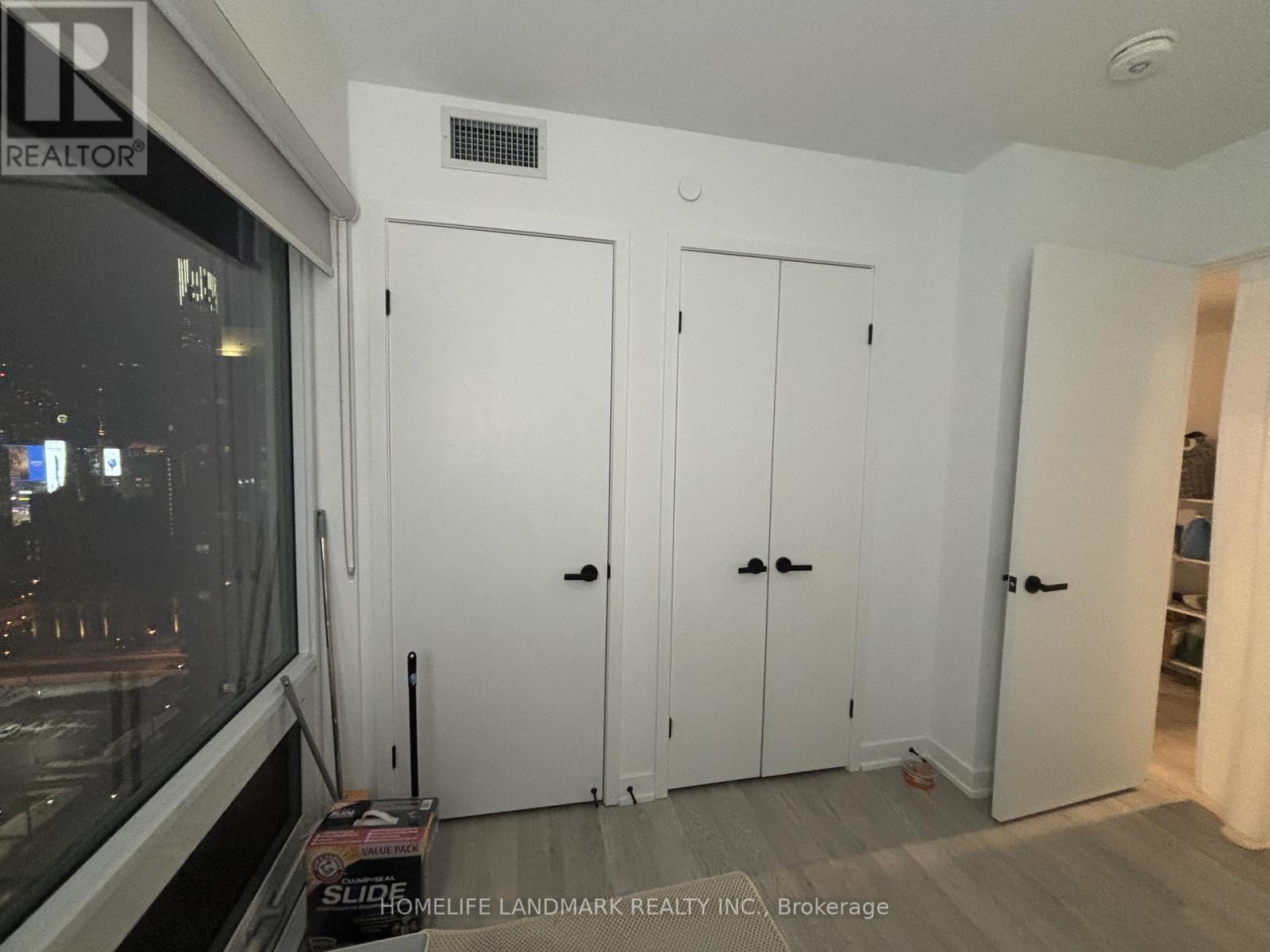 2311 - 88 Queen Street E, Toronto, Ontario  M5C 0B6 - Photo 8 - C12760202