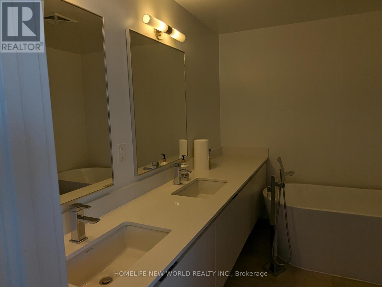 2803 - 200 Bloor Street, Toronto, Ontario  M5S 1T8 - Photo 27 - C12760206