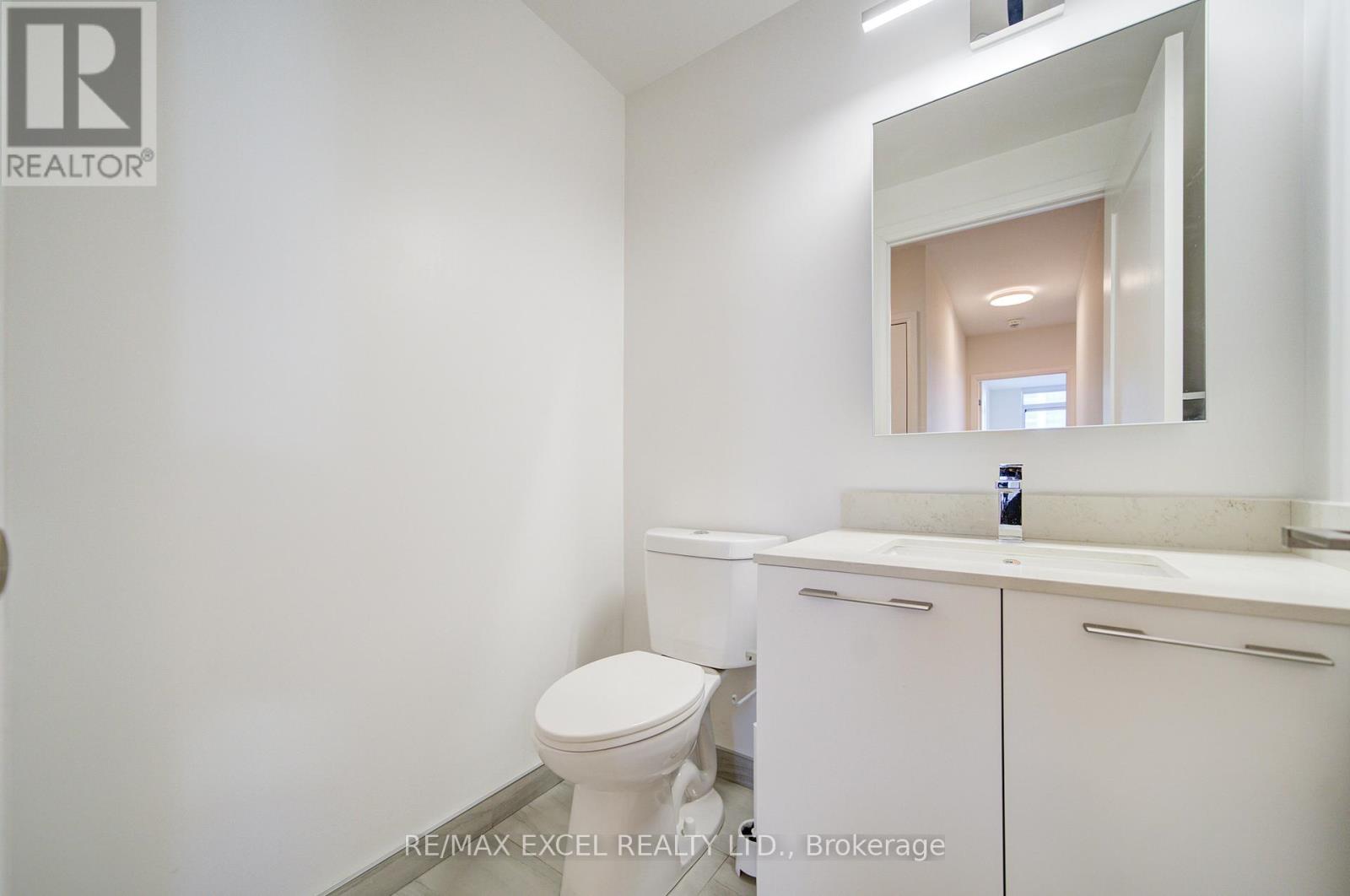 1001 - 38 Water Walk Drive, Markham, Ontario  L3R 6M8 - Photo 11 - N12760214
