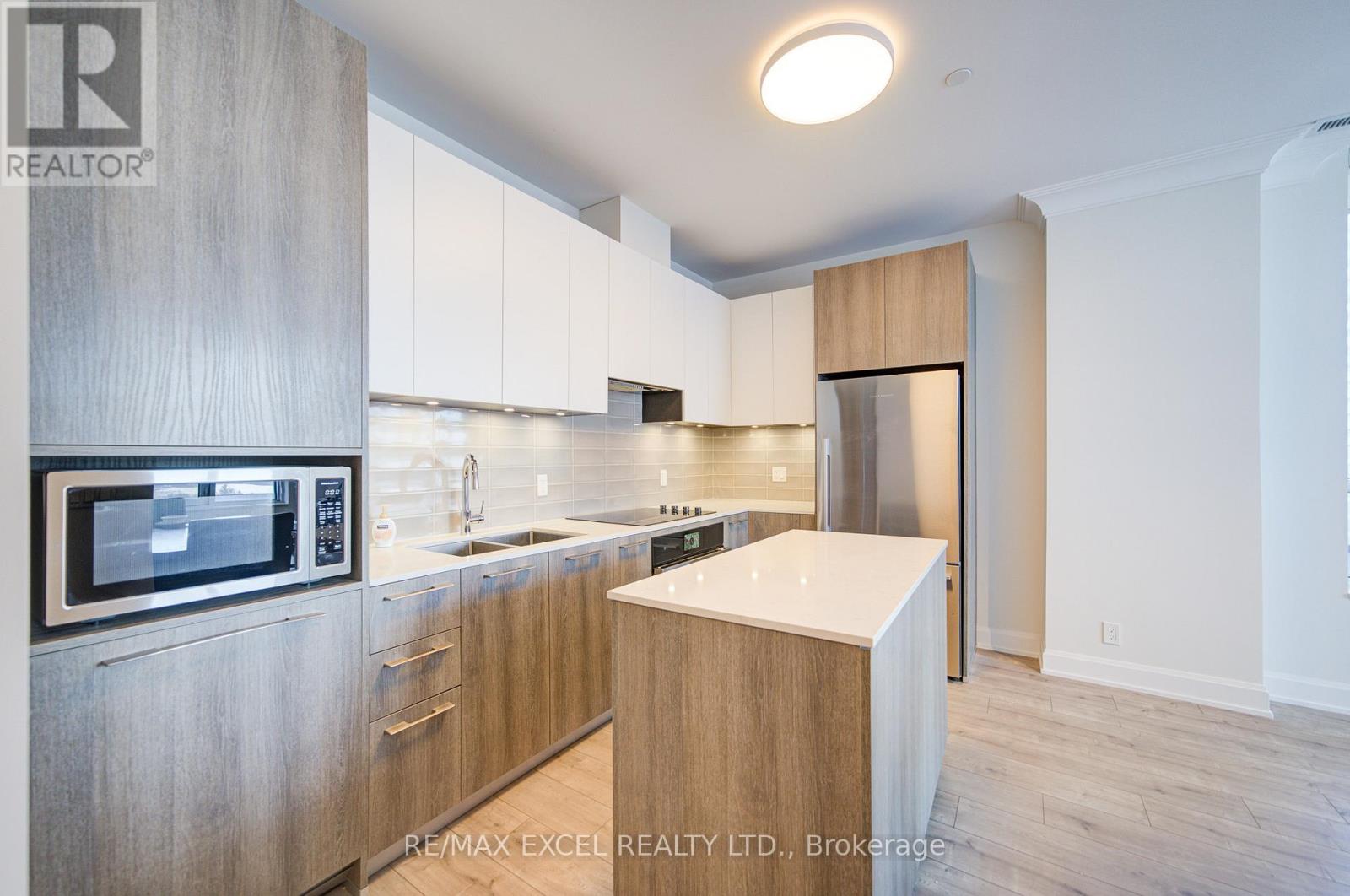 1001 - 38 Water Walk Drive, Markham, Ontario  L3R 6M8 - Photo 16 - N12760214