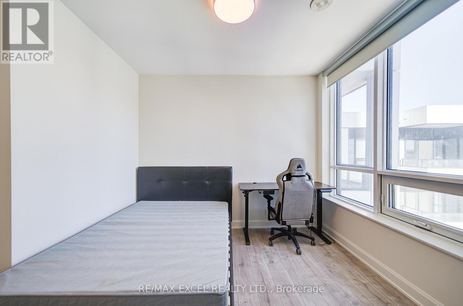 1001 - 38 Water Walk Drive, Markham, Ontario  L3R 6M8 - Photo 33 - N12760214