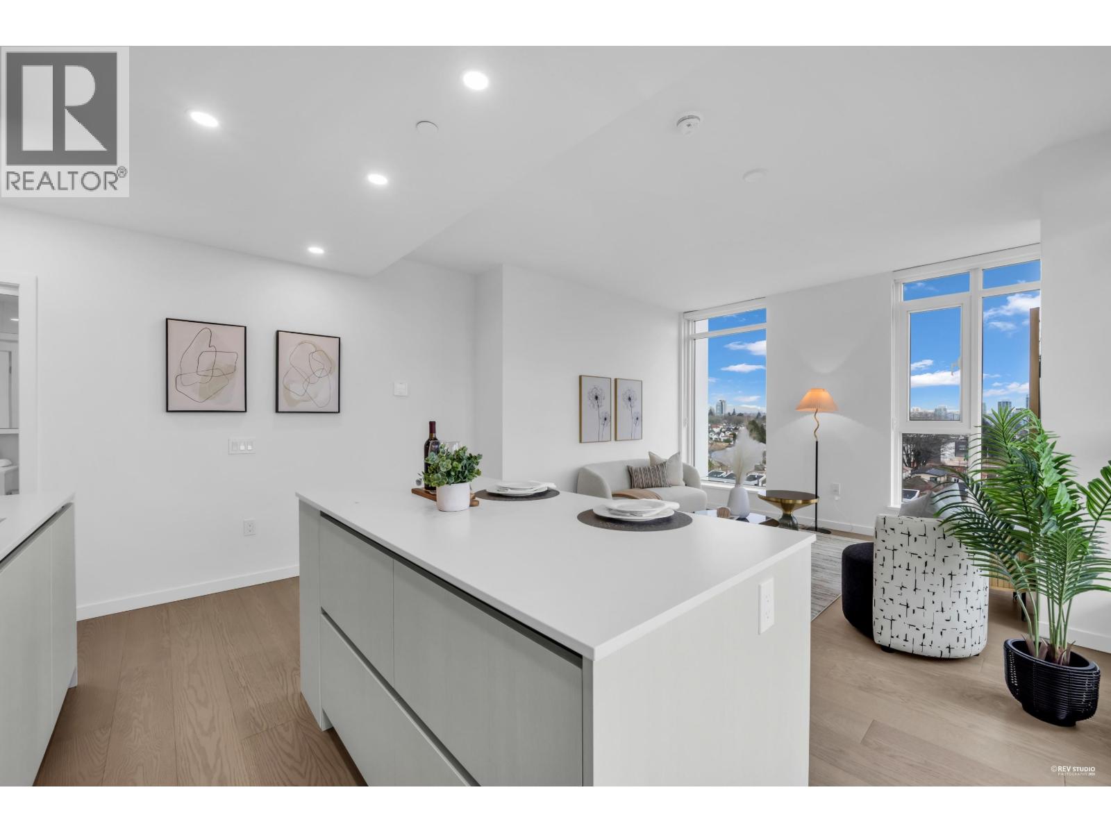 805 8415 Granville Street, Vancouver, British Columbia  V6P 0M2 - Photo 10 - R3086784