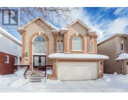 28 BROOKHURST CRESCENT, Hamilton, Ontario