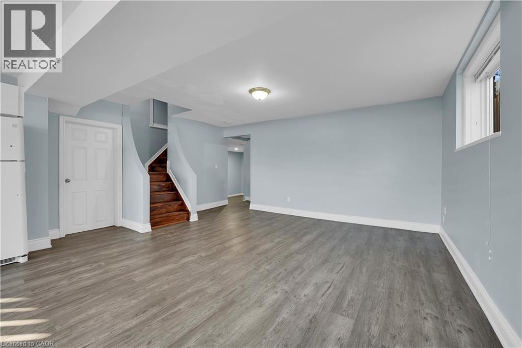 33 Dana Drive Unit# Lower Suite, Hamilton, Ontario  L9A 3H7 - Photo 15 - 40803164