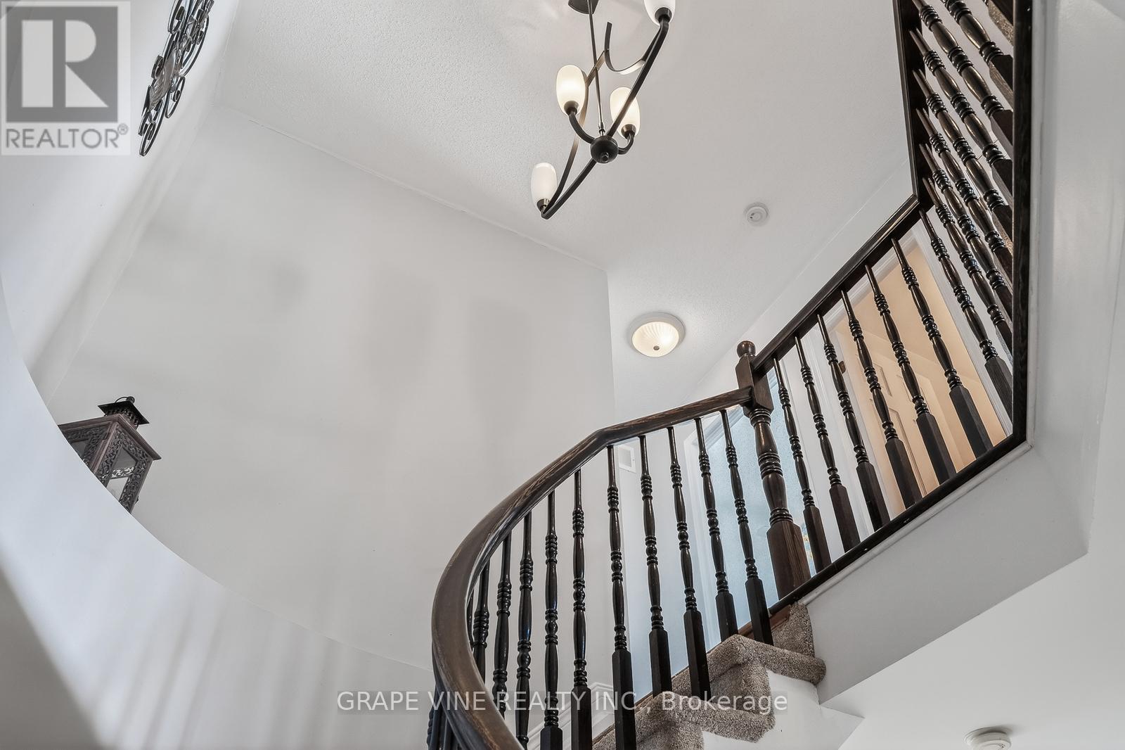 130 Springcreek Crescent, Ottawa, Ontario  K2M 2M1 - Photo 18 - X12760232