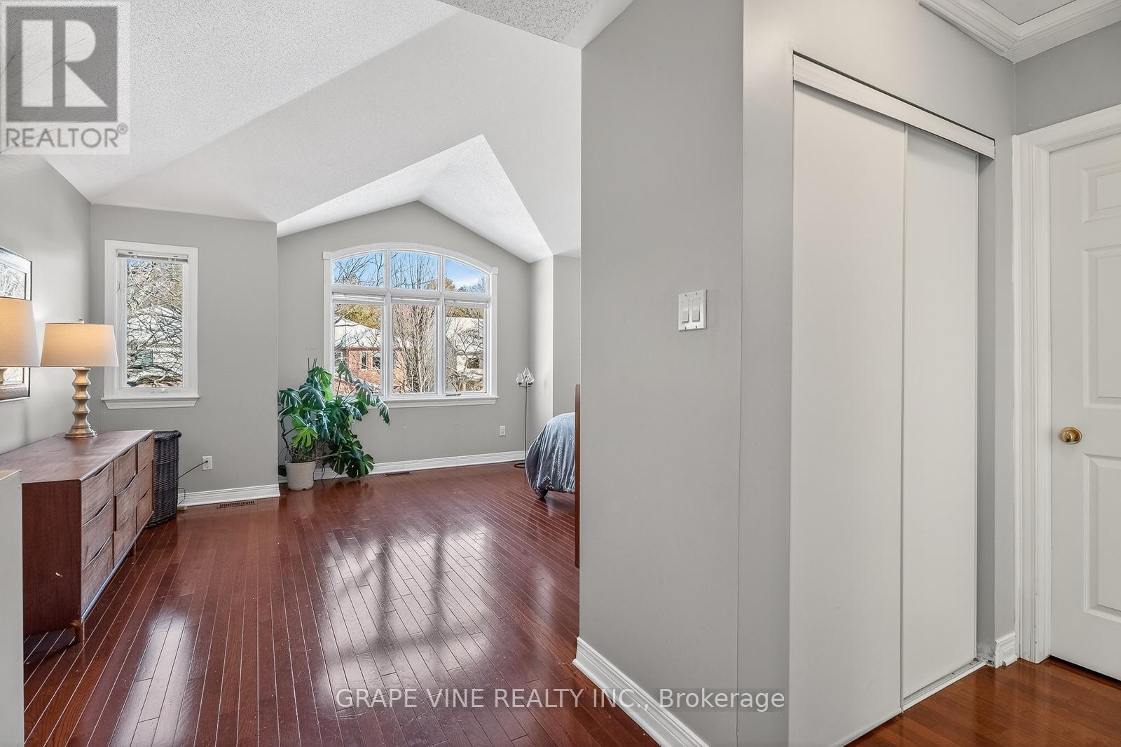 130 Springcreek Crescent, Ottawa, Ontario  K2M 2M1 - Photo 19 - X12760232