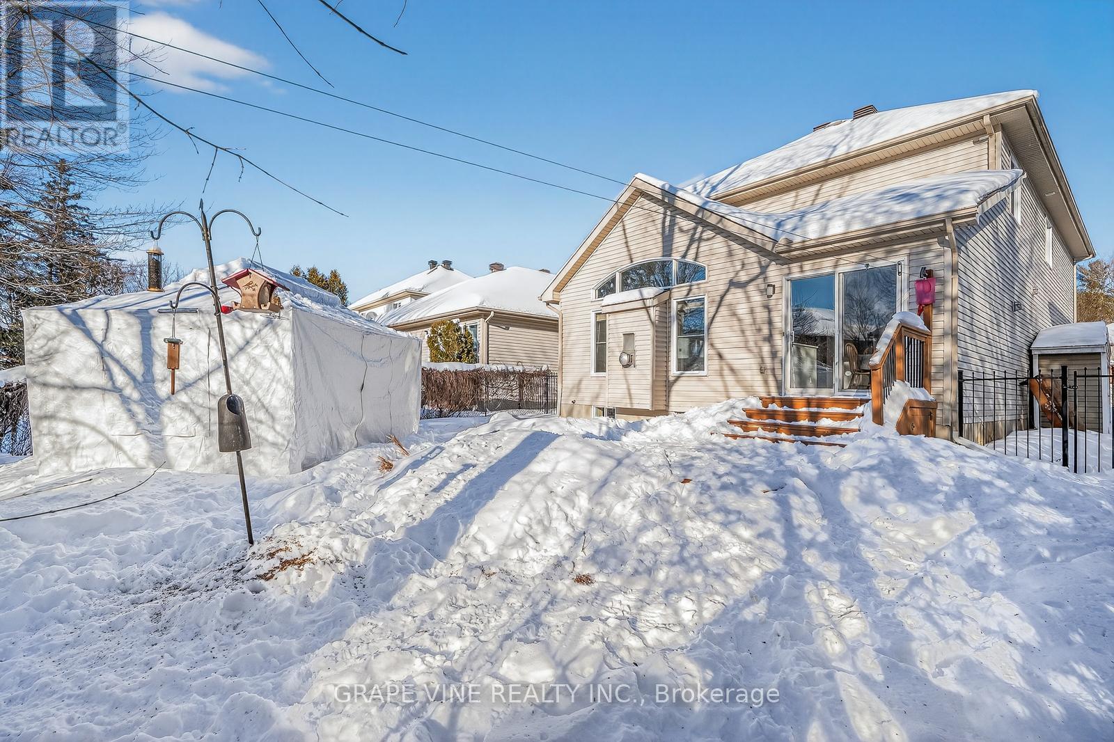 130 Springcreek Crescent, Ottawa, Ontario  K2M 2M1 - Photo 31 - X12760232