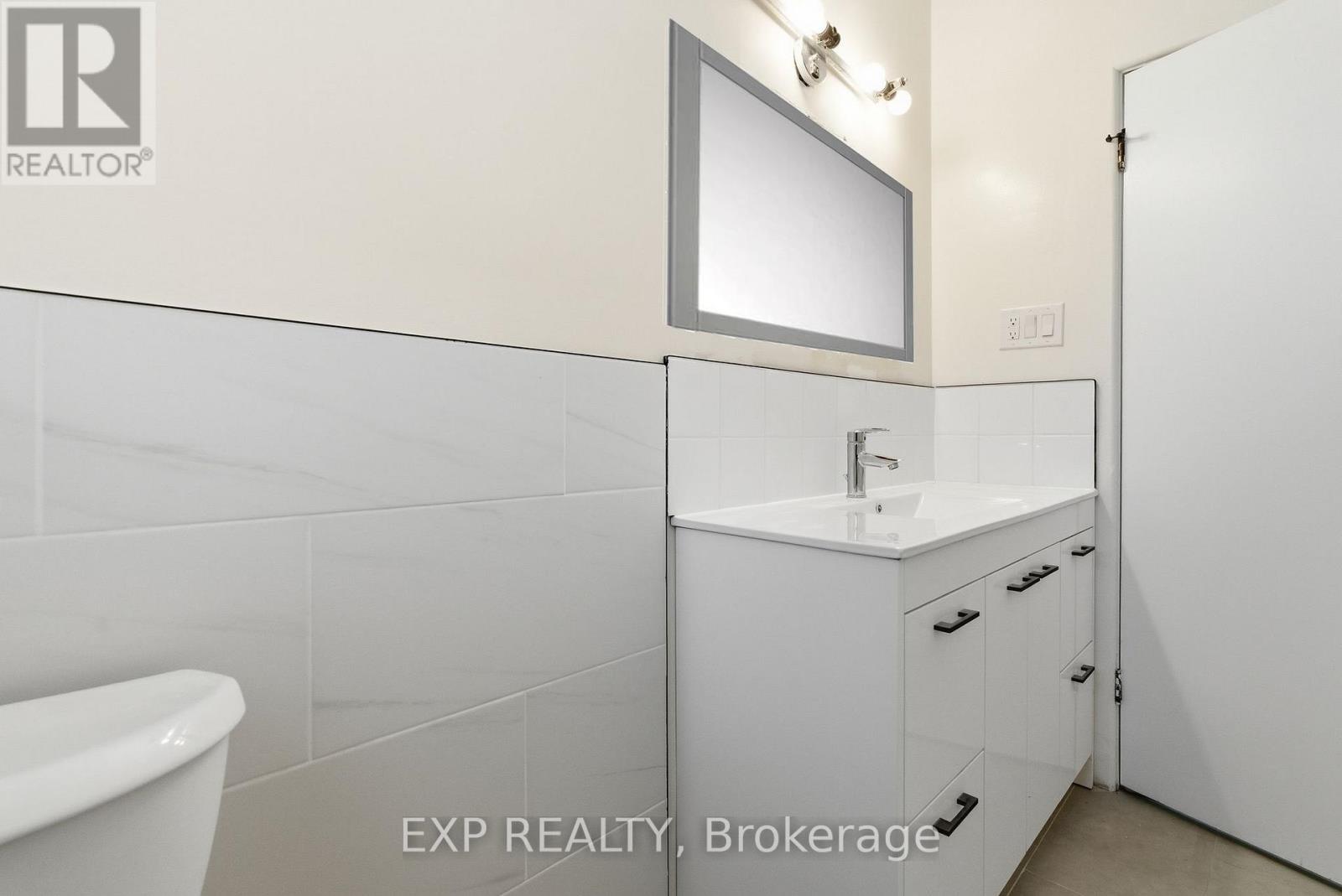 2243 Miramichi Street, Ottawa, Ontario  K2C 0Z1 - Photo 21 - X12760240