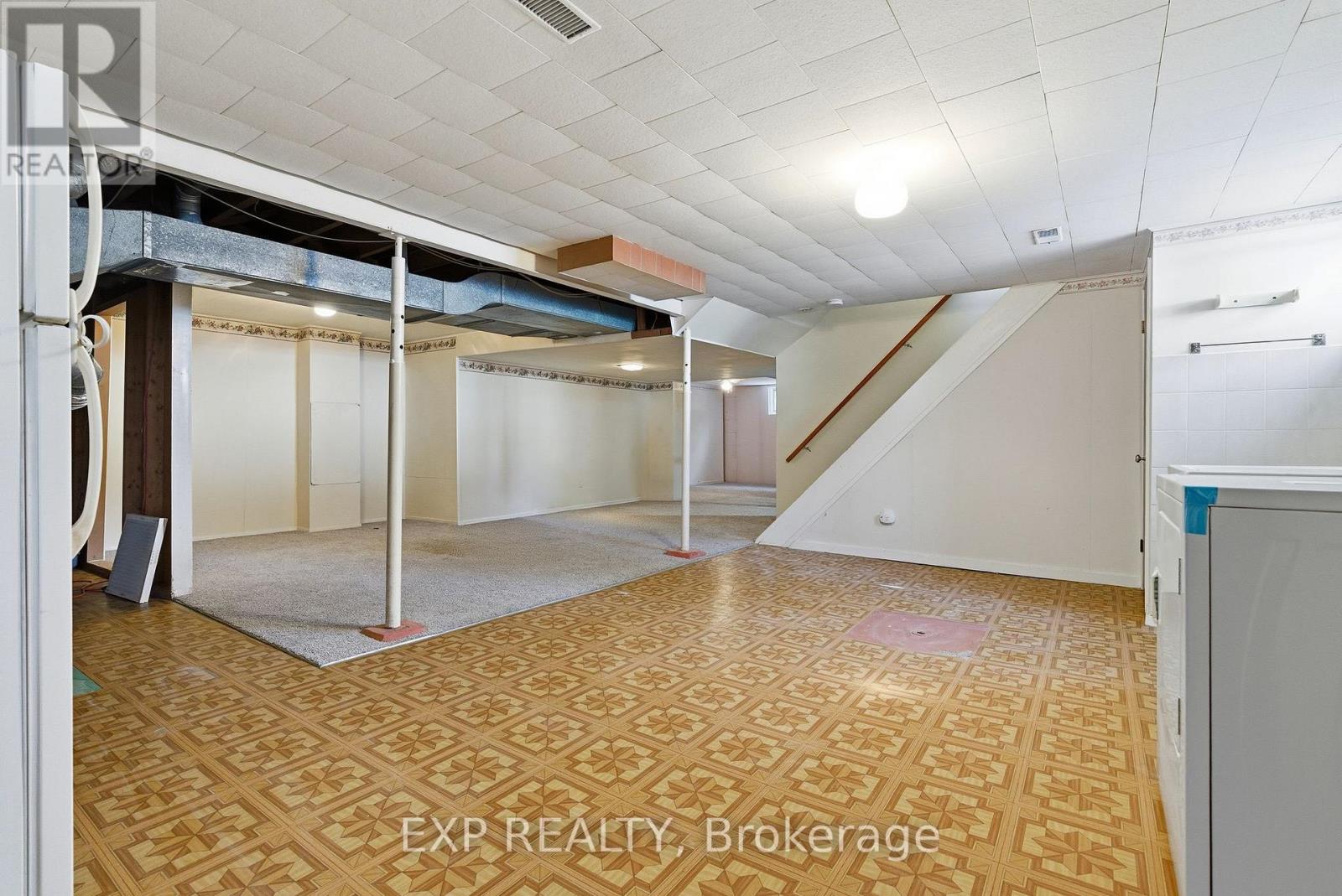 2243 Miramichi Street, Ottawa, Ontario  K2C 0Z1 - Photo 23 - X12760240