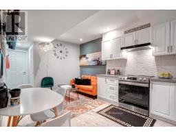 BSMT 25 DUNCANNON DRIVE, Toronto, Ontario