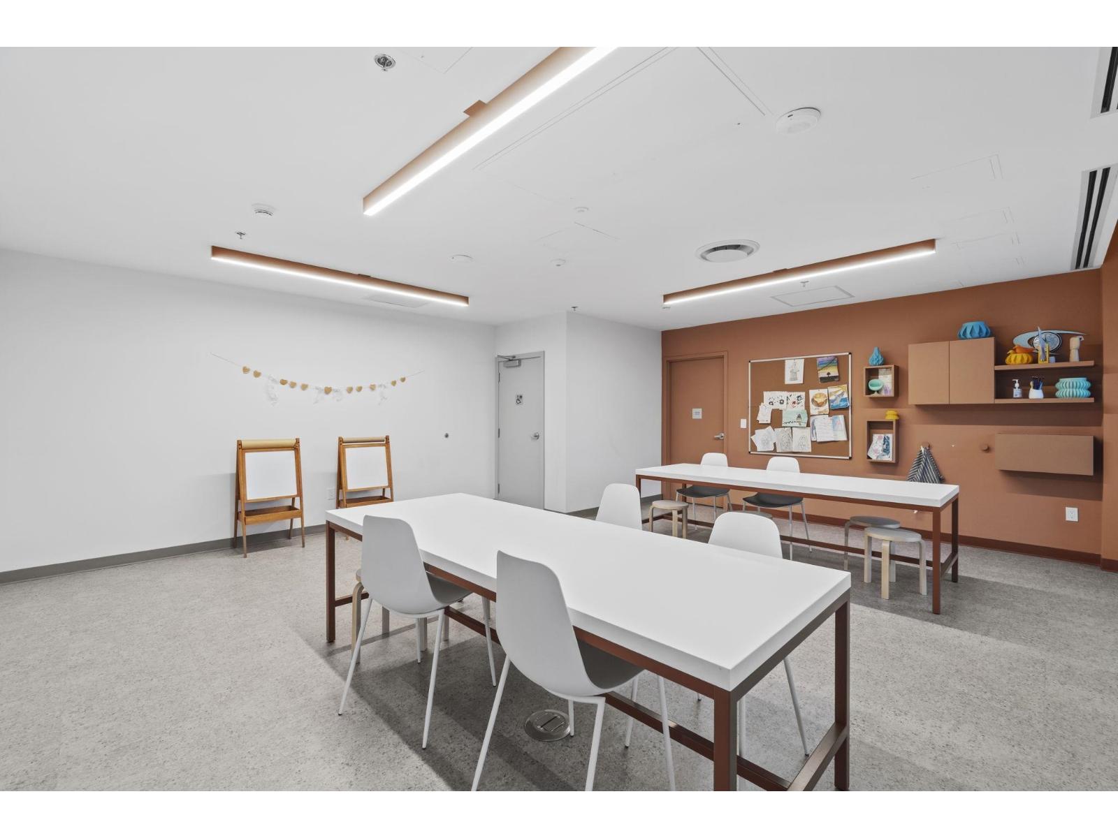 1203 13675 107a Avenue, Surrey, British Columbia  V3T 2H3 - Photo 15 - R3085974