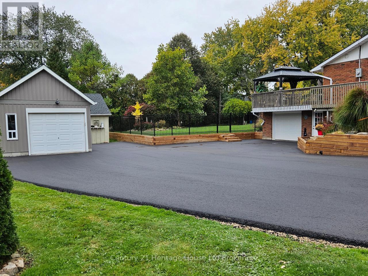 702 Queen Street, East Zorra-Tavistock, Ontario  N0J 1M0 - Photo 6 - X12757994