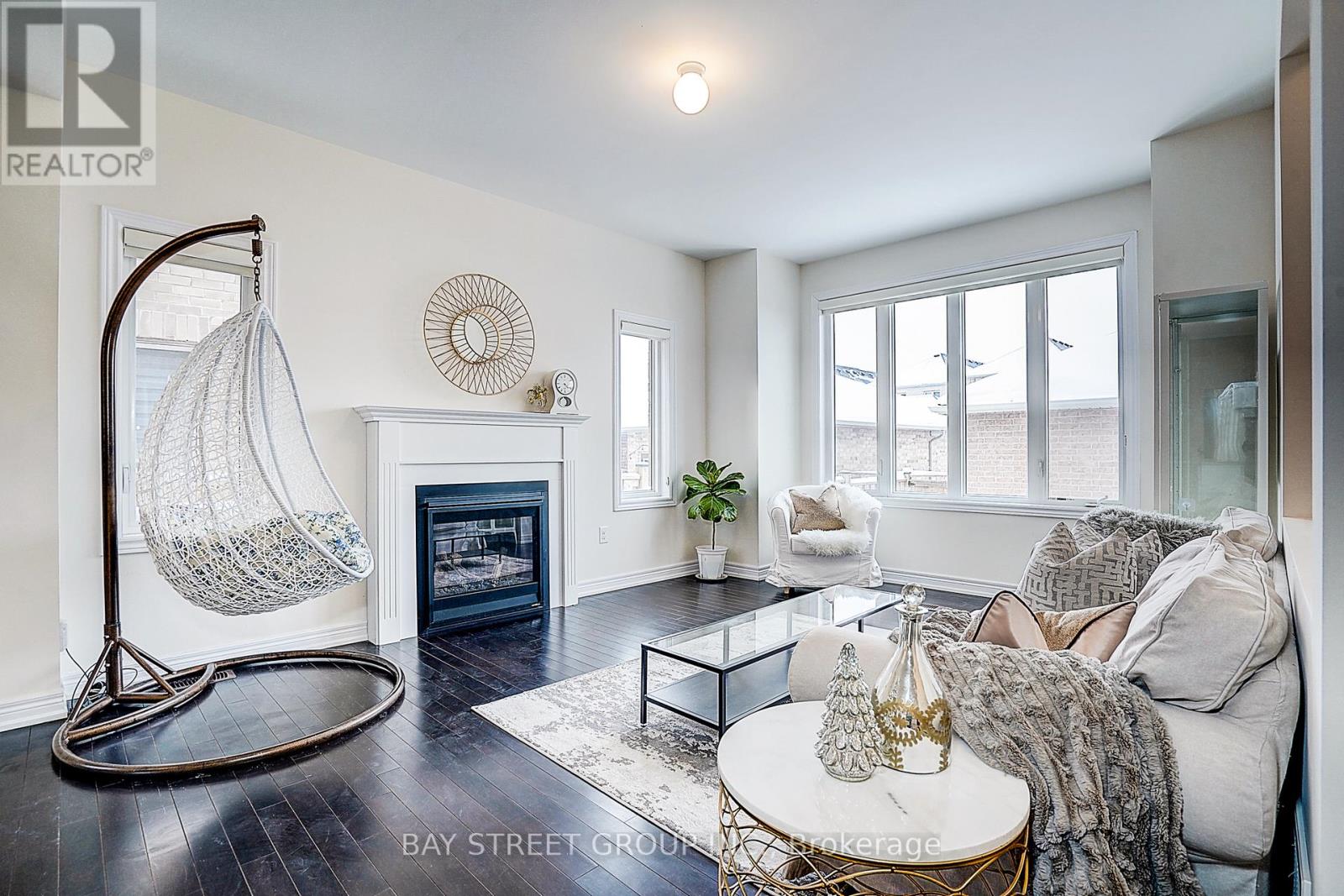 86 Autumn Glow Drive, Markham, Ontario  L6B 0P6 - Photo 24 - N12757116