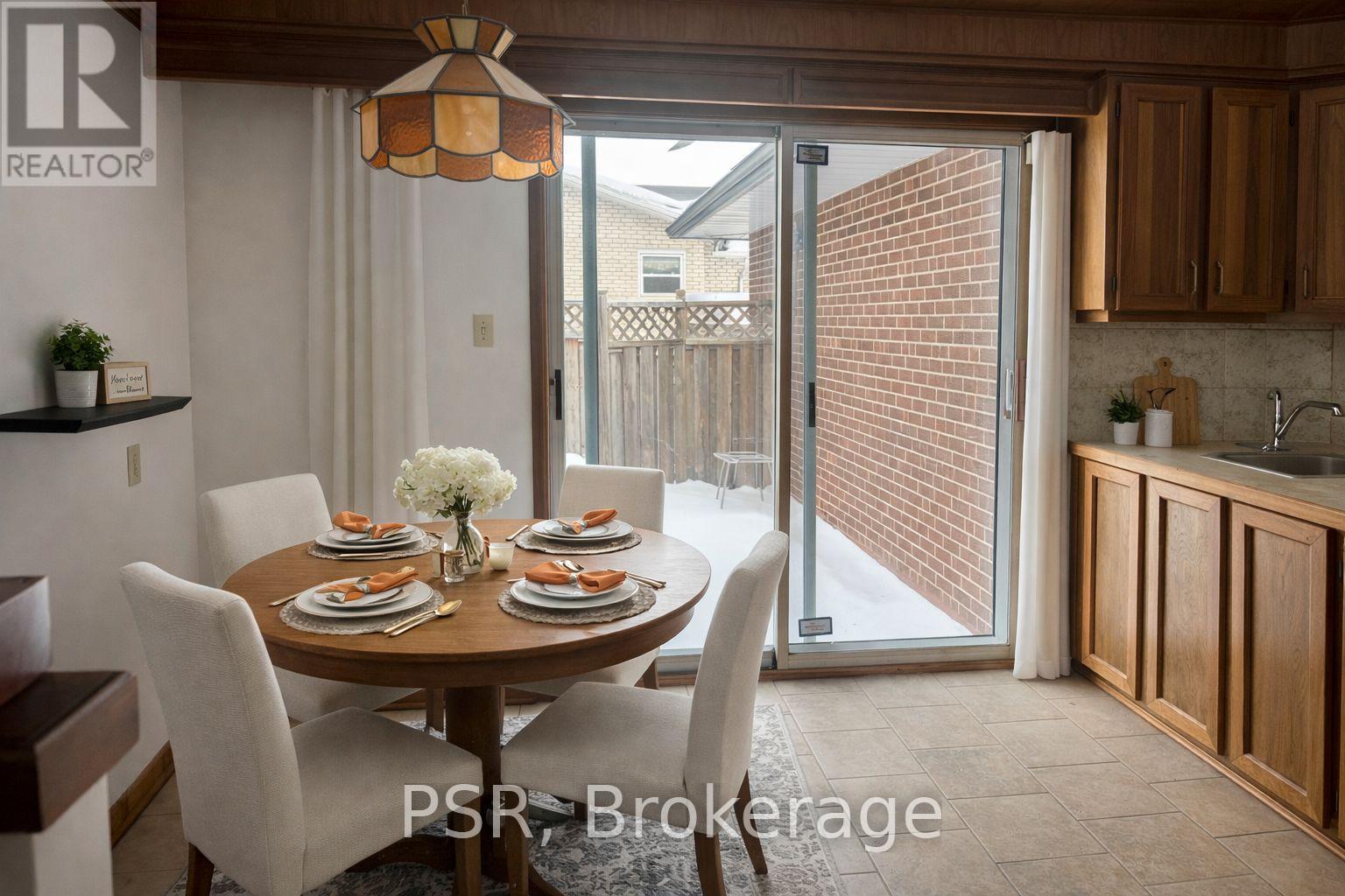 56 Ashmount Crescent, Toronto, Ontario  M9R 1E1 - Photo 12 - W12760254