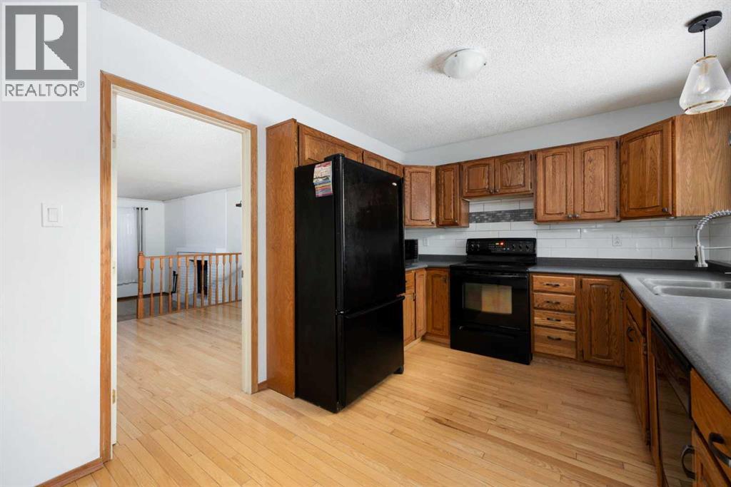 141 Bergeron Road, Fort Mcmurray, Alberta  T9K 2B2 - Photo 13 - A2278485