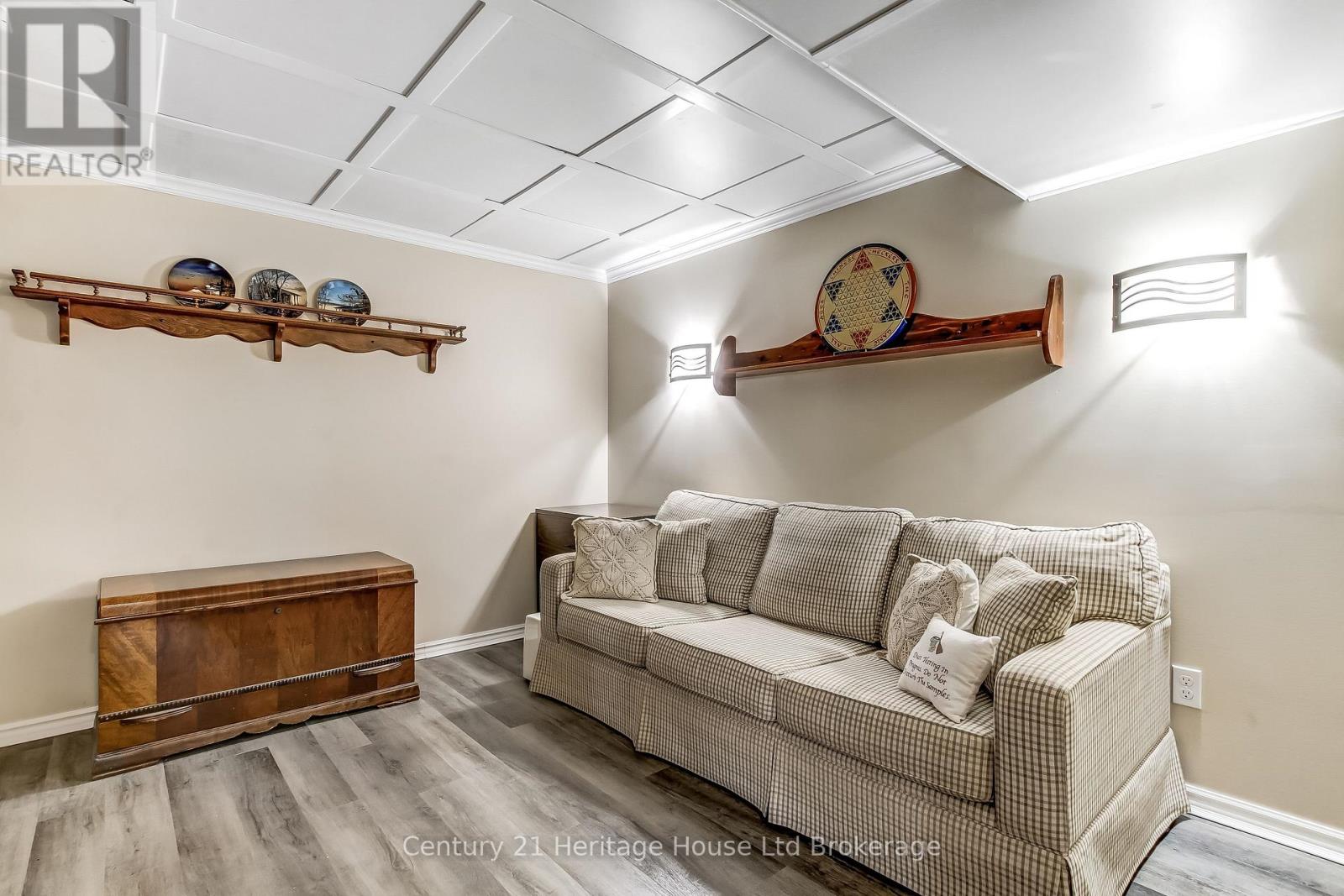 702 Queen Street, East Zorra-Tavistock, Ontario  N0J 1M0 - Photo 30 - X12757994