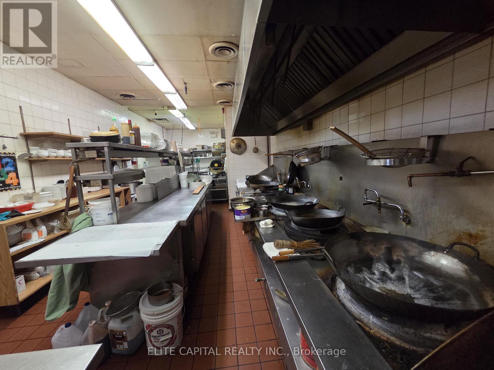 377 Burnhamthorpe Road E, Mississauga, Ontario  L5A 3Y1 - Photo 19 - W12760264