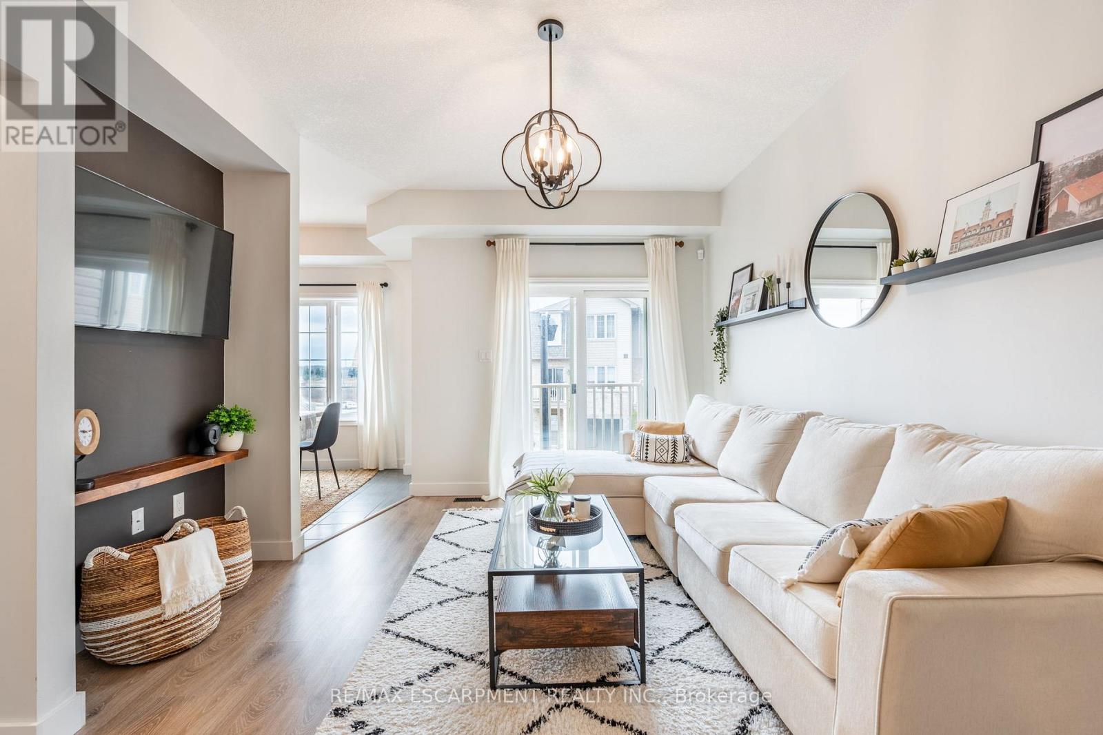 5 - 11 Stockbridge Gardens, Hamilton, Ontario  L8J 0H5 - Photo 11 - X12760294