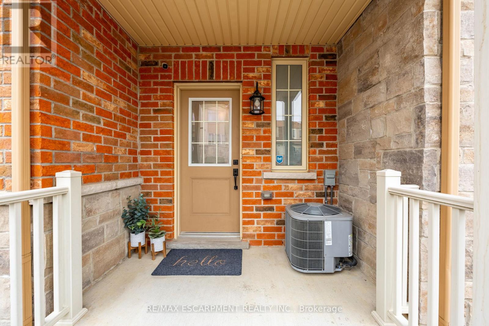 5 - 11 Stockbridge Gardens, Hamilton, Ontario  L8J 0H5 - Photo 4 - X12760294