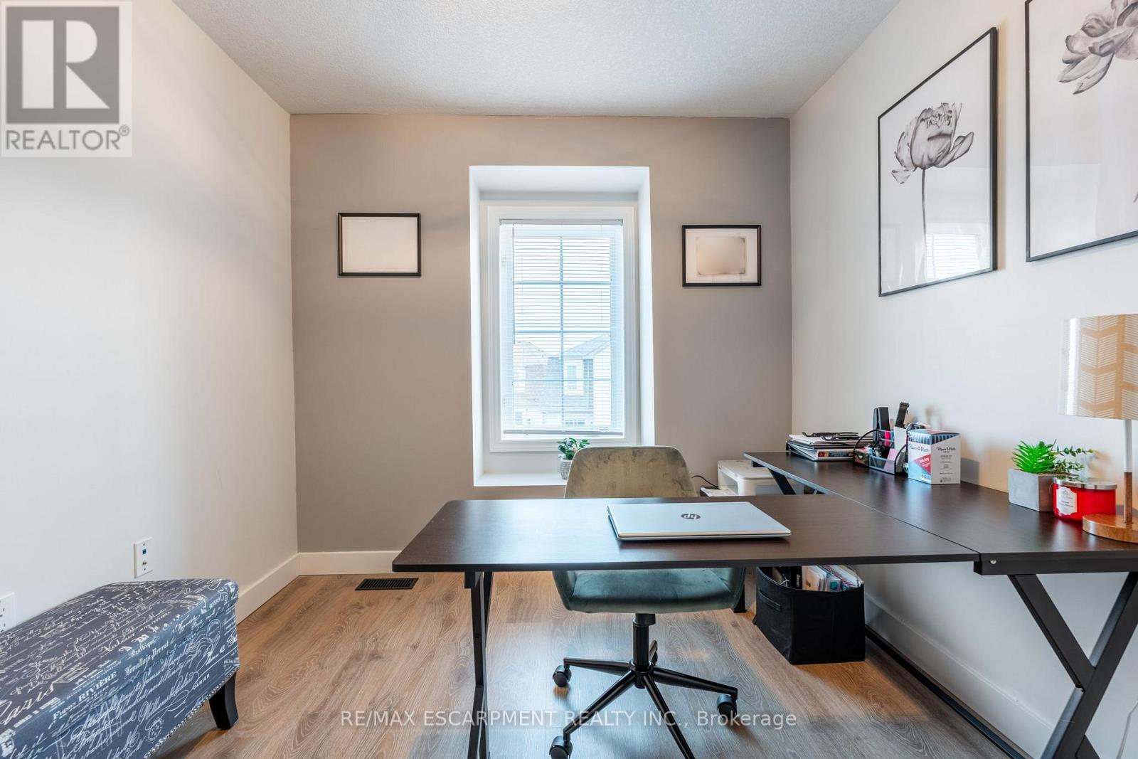 5 - 11 Stockbridge Gardens, Hamilton, Ontario  L8J 0H5 - Photo 42 - X12760294