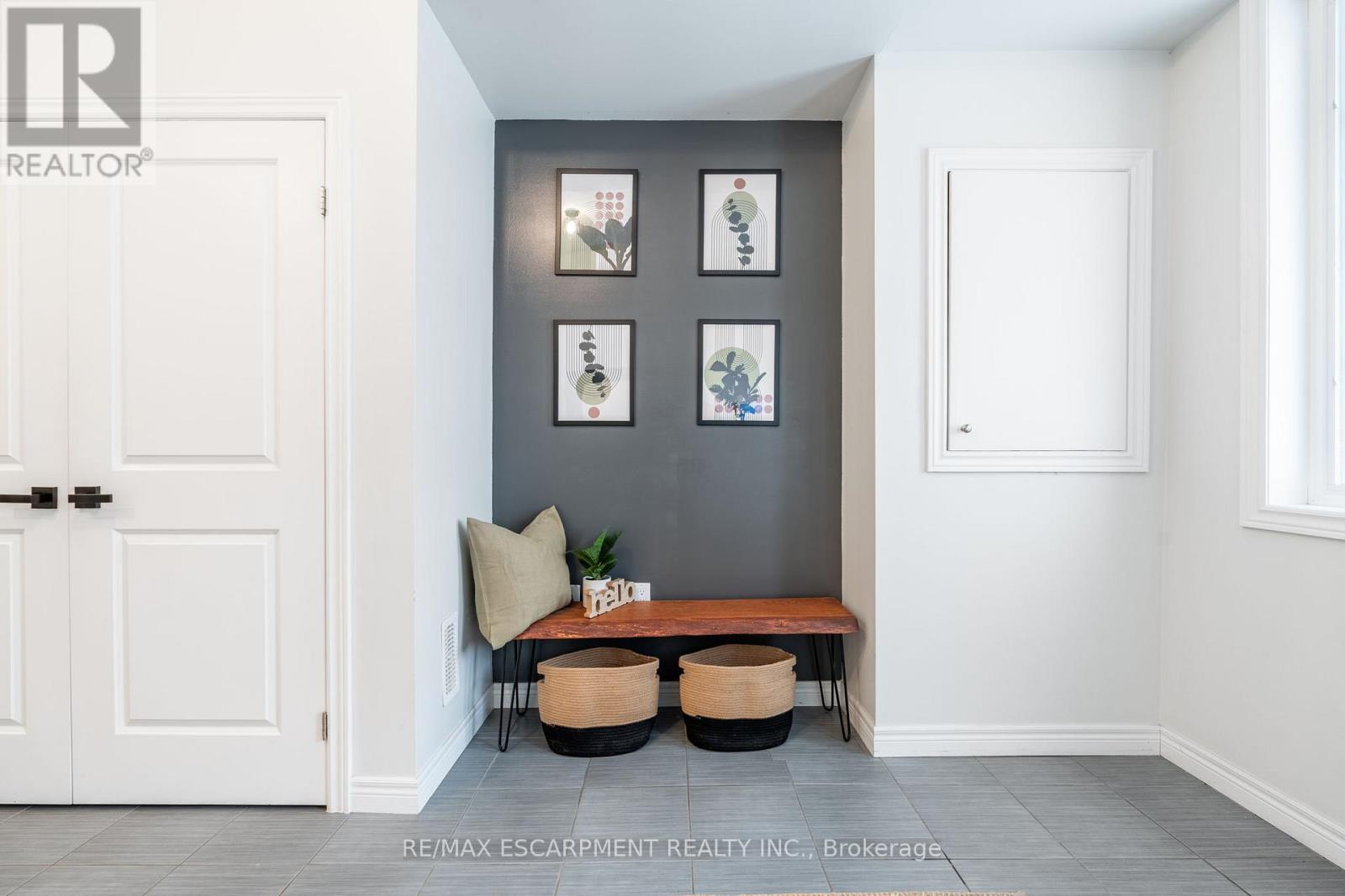 5 - 11 Stockbridge Gardens, Hamilton, Ontario  L8J 0H5 - Photo 7 - X12760294